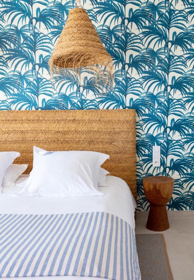 Hotel Les Bulles De - Sur La Lagune 4*