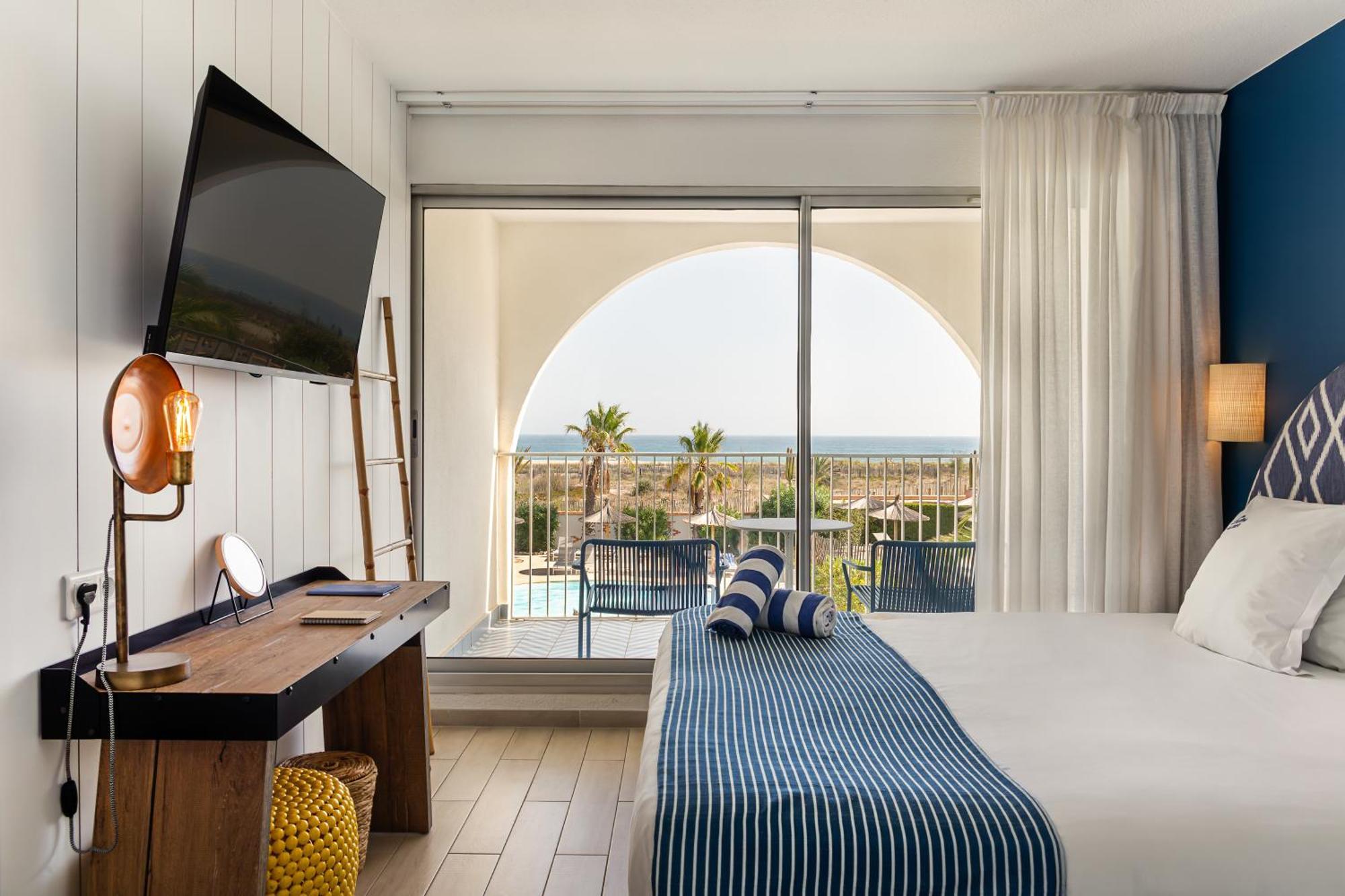 Les Bulles De - Sur La Lagune Hotel